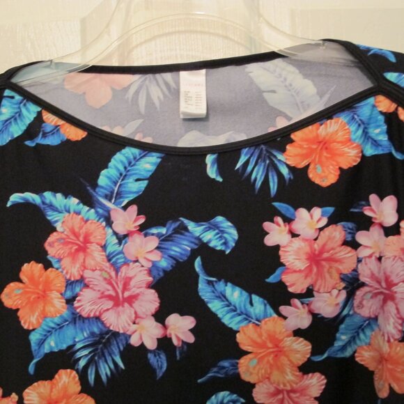 Lascana Flowery 3/4 sleeve Top Large - Picture 3 of 4